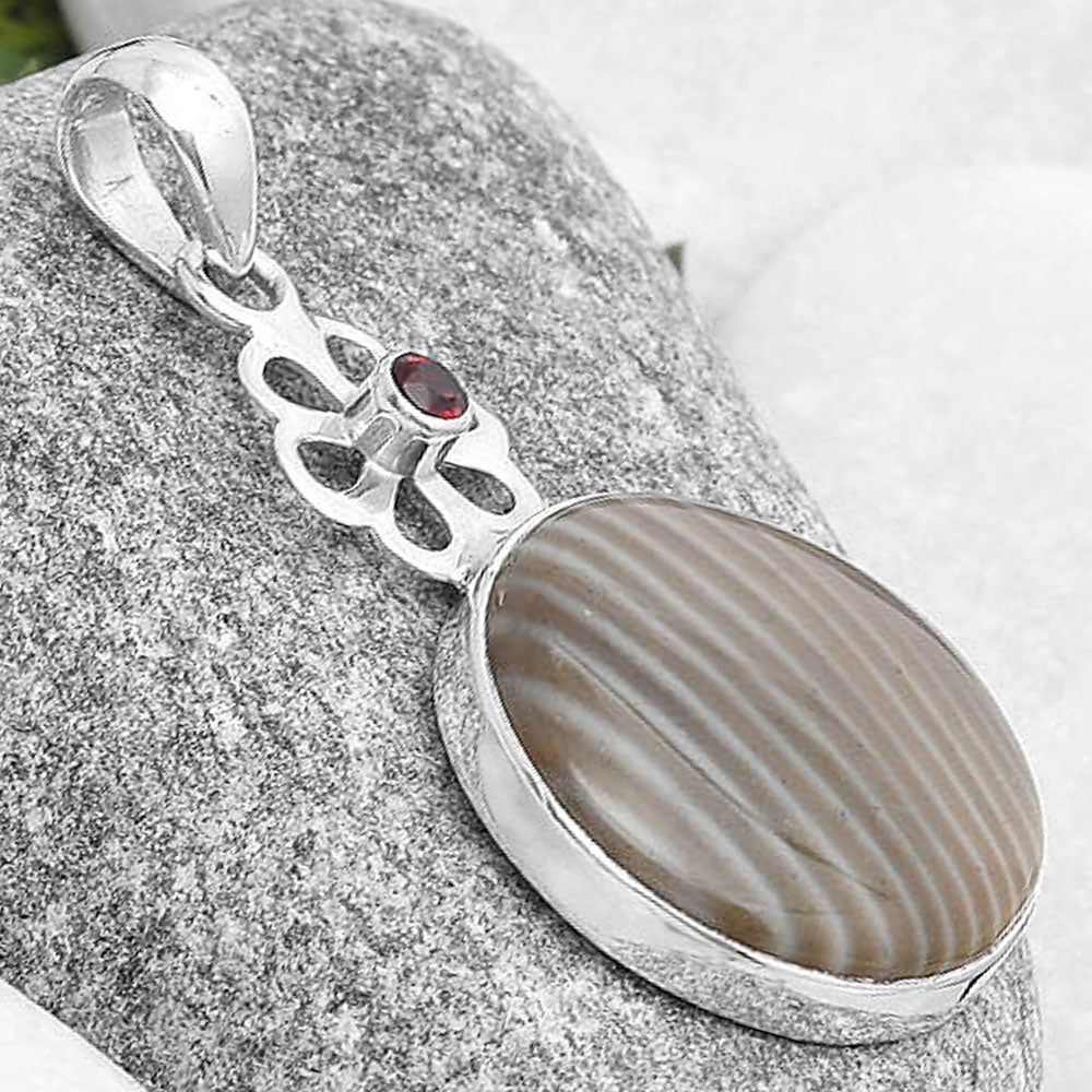 Natural Flint Stone & Garnet Pendant P-1634 SDP127178