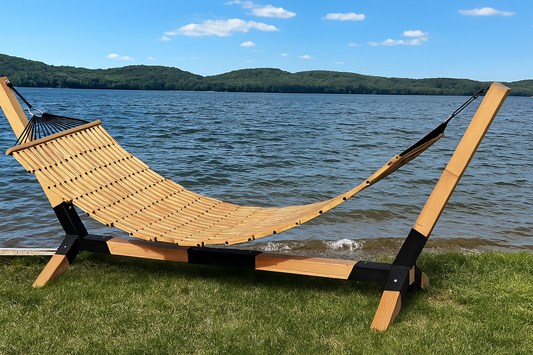 V3 wooden hammock with stand